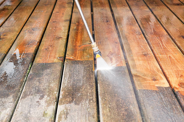 Why Choose Our Certified Pressure Washing Experts for Your Project Needs in Edgewood, TX?